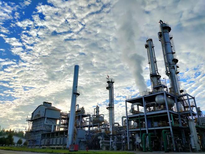 綿竹知名老廠企招人啦!操作工、機電技術人員,五險一金,薪資5-8k.